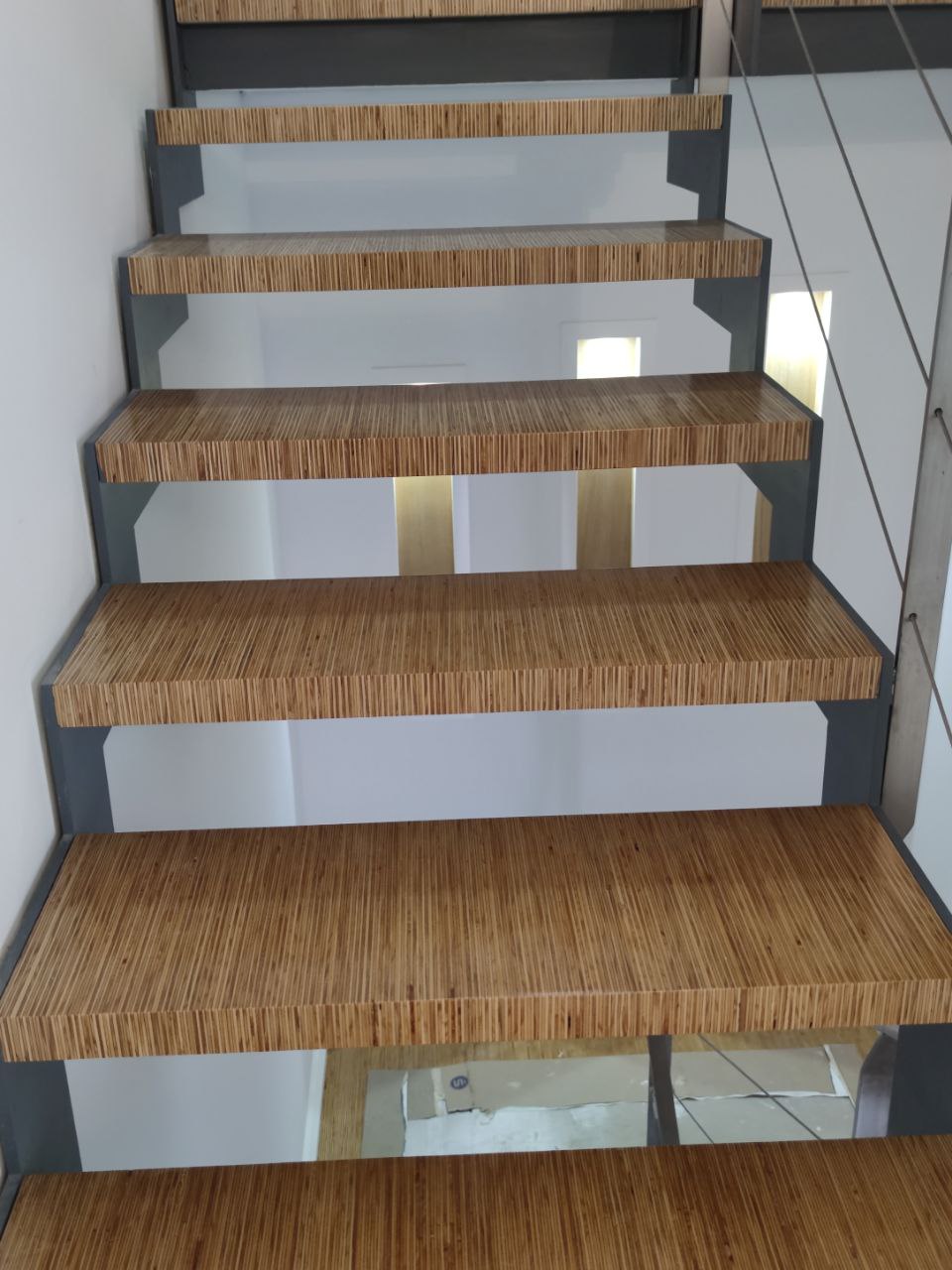 Puertas, escaleras y suelos, foto 9